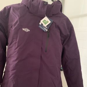 Brand new never worn Wantdo Women's 3 in 1 Waterproof Ski Jacket Windproof